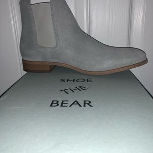 Men’s Chelsea Boots (Gray Suede)